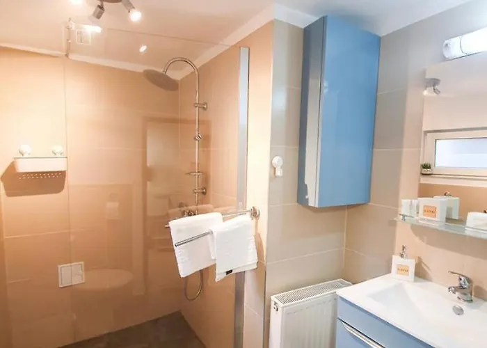 Joy City Semenicului 2 Апартаменти *