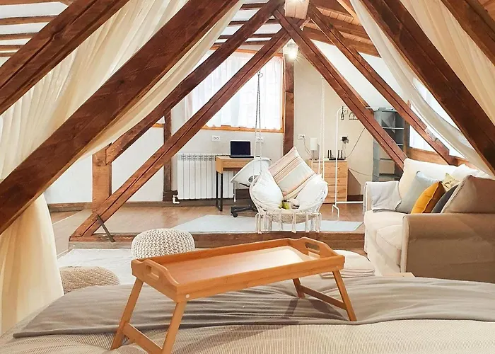 Joy City Semenicului 2 Апартаменти *