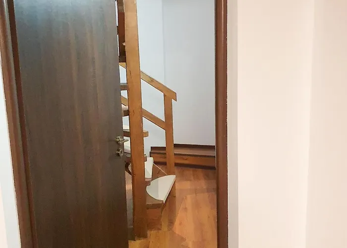 Joy City Semenicului 2 Апартаменти *