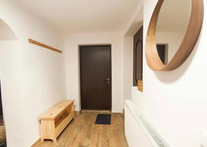 Апартаменти Joy City Semenicului 2 Брашов